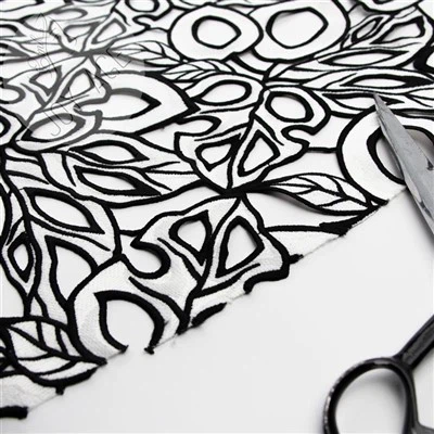 Exquisite Water-soluble Embroidery Fabric Of Large Leaves in Black And White